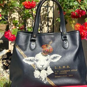 NWOT LAMB Gwen Stefani “Trademark” Tote Style bag RARE & HTF Comes w/Dust bag.